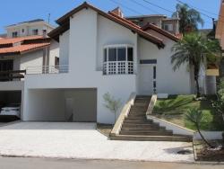 #1391 - Casa para Venda em Santana de Parnaíba - SP