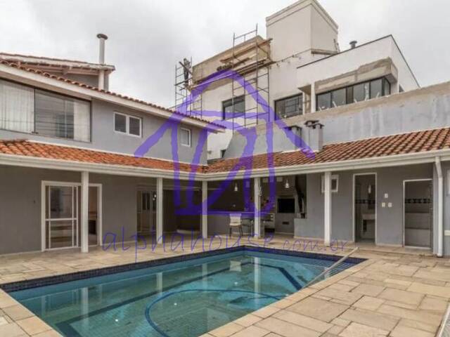 #1389 - Casa para Venda em Santana de Parnaíba - SP