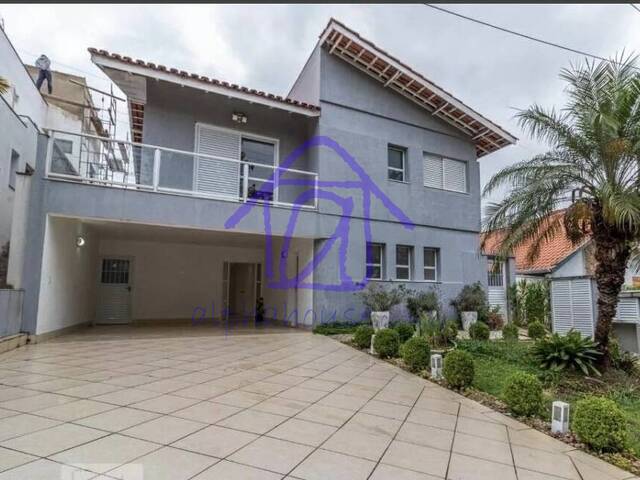 #1389 - Casa para Venda em Santana de Parnaíba - SP