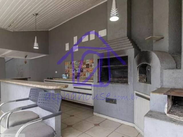 Casa para Venda em Santana de Parnaíba - 4