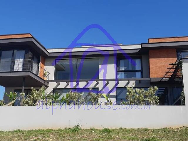 #1523 - Casa para Venda em Santana de Parnaíba - SP