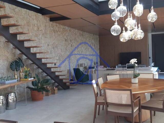 Casa para Venda em Santana de Parnaíba - 5
