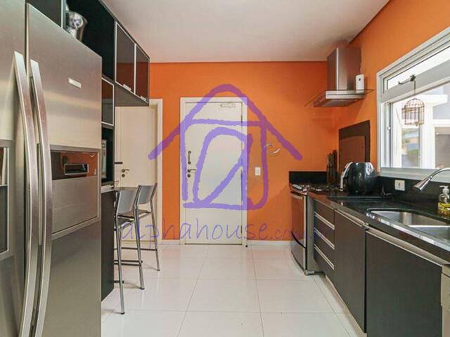 Casa para Venda em Santana de Parnaíba - 4