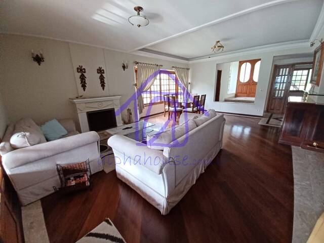 #1696 - Casa para Venda em Alphaville - SP
