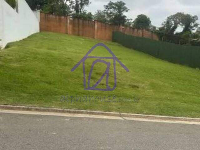 #1795 - Casa para Venda em Santana de Parnaíba - SP
