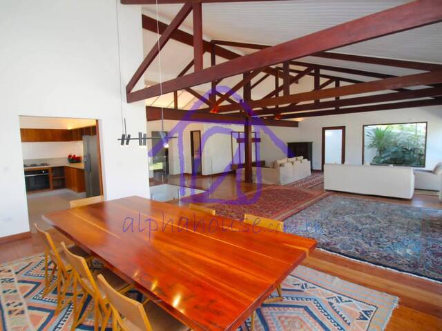 #1805 - Casa para Venda em Alphaville - SP