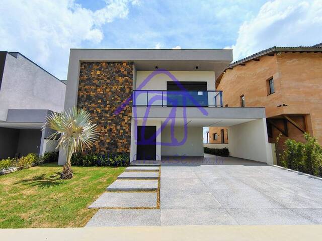 #1809 - Casa para Venda em Santana de Parnaíba - SP