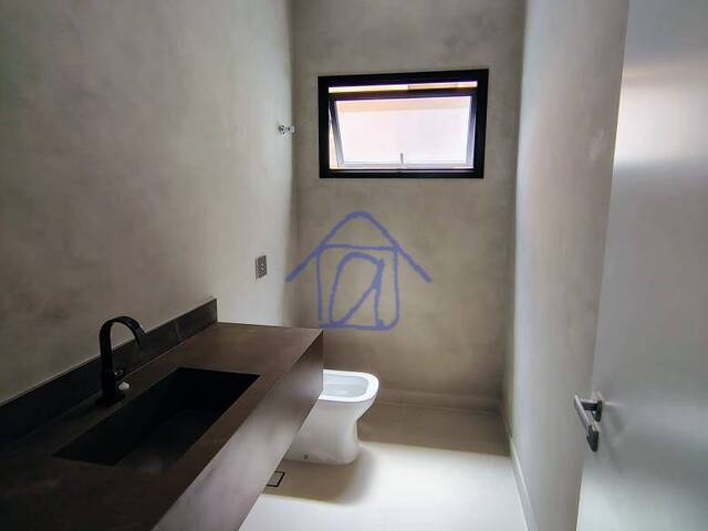 Casa para Venda em Santana de Parnaíba - 4