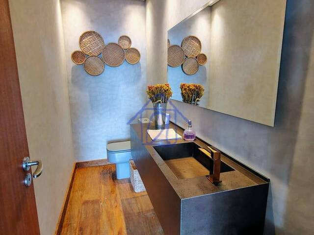 Casa para Venda em Santana de Parnaíba - 5