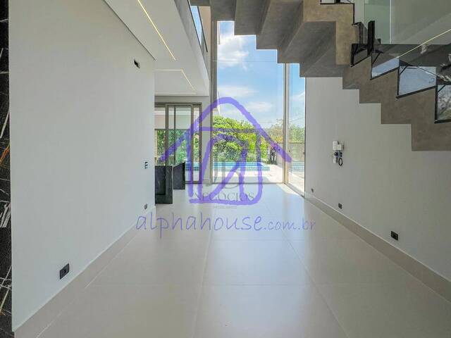 Casa para Venda em Santana de Parnaíba - 5