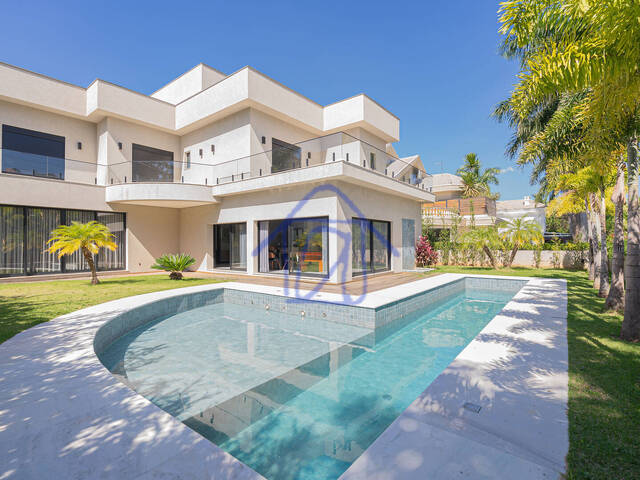 Casa para Venda em Santana de Parnaíba - 4