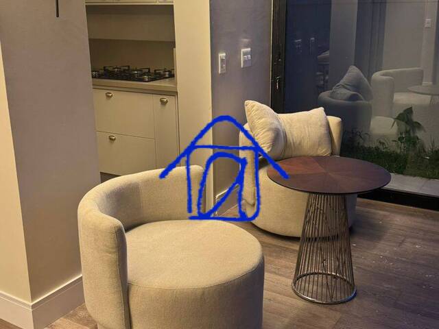 #1848 - Casa para Venda em Alphaville - SP