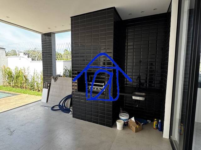 #1854 - Casa para Venda em Santana de Parnaíba - SP