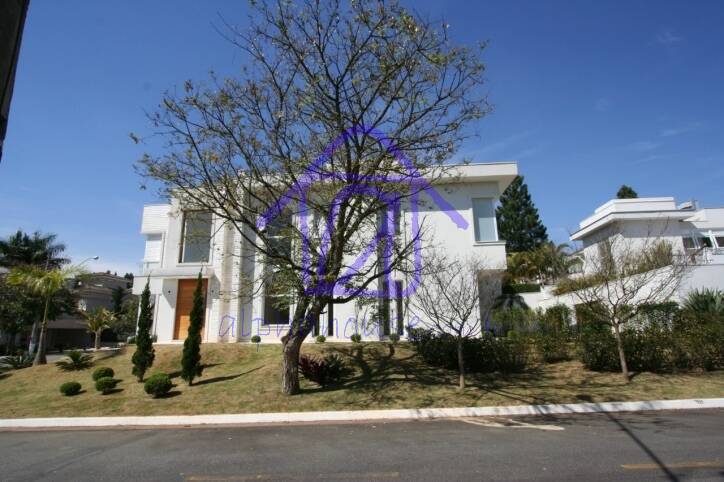 Casa clean, nova de esquina e em excelente localização!!!